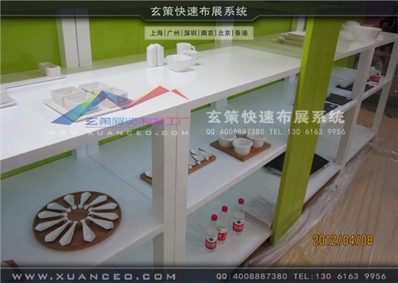 YONG專(zhuān)柜制作現(xiàn)場(chǎng)效果圖